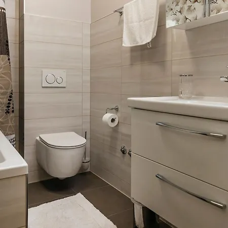 빌라 Seaside Luxury With Jacuzzi And Sea View, Omis *