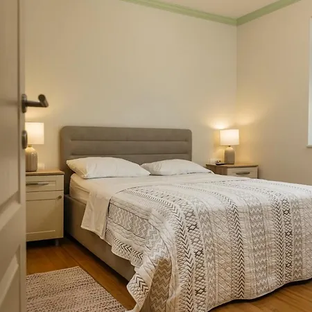 Seaside Luxury With Jacuzzi And Sea View, Omis * Stanici