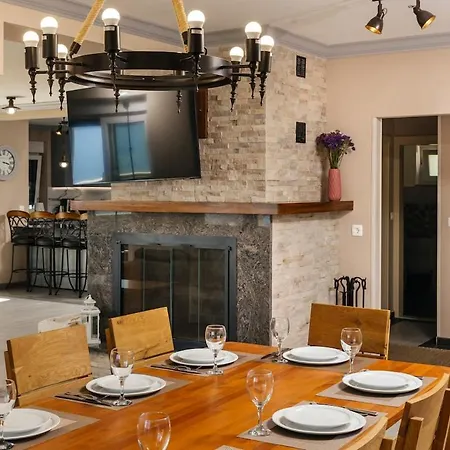 Seaside Luxury With Jacuzzi And Sea View, Omis *
