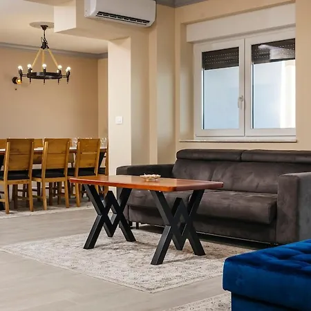 Seaside Luxury With Jacuzzi And Sea View, Omis *