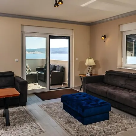 빌라 Seaside Luxury With Jacuzzi And Sea View, Omis Stanici
